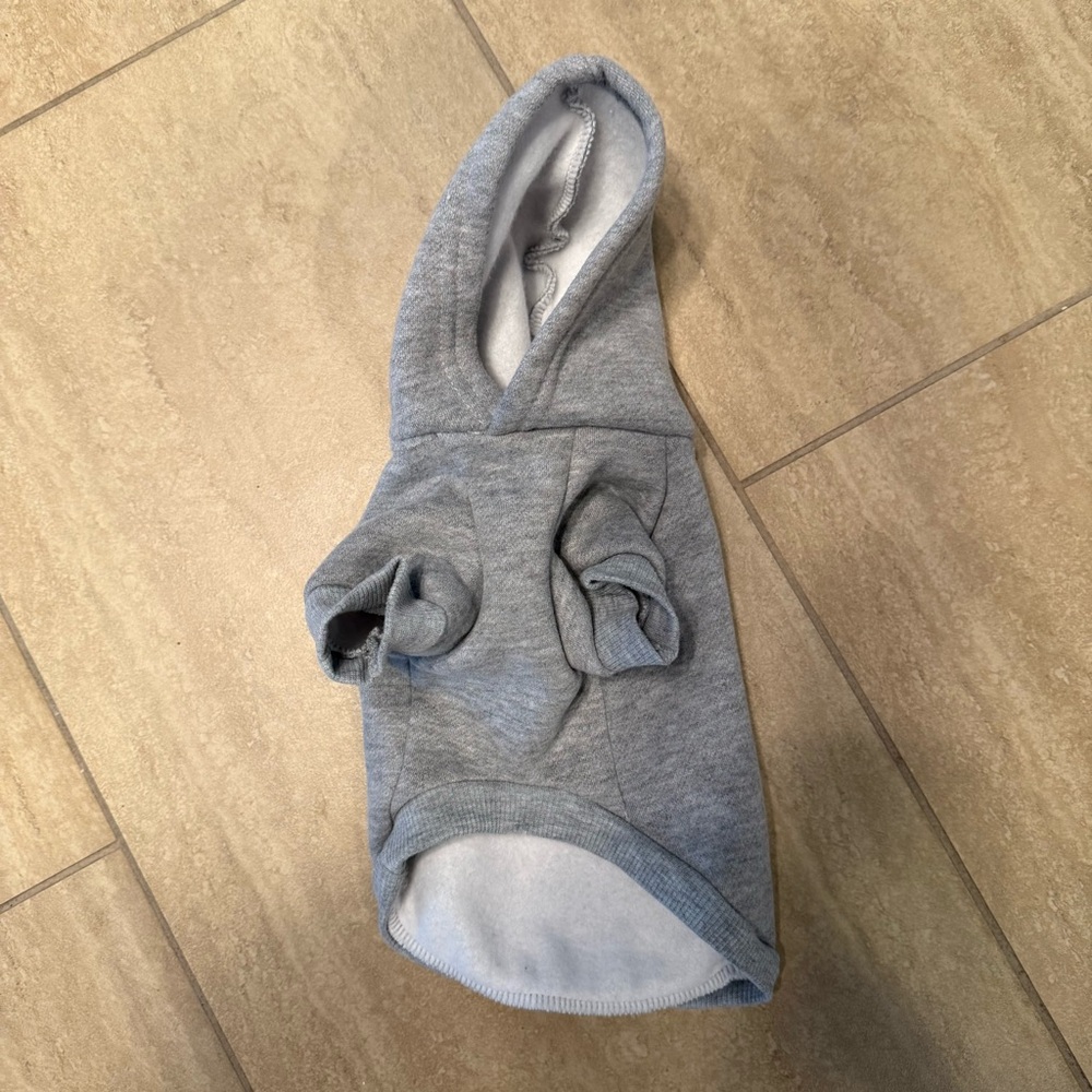 Gray dog hoodie - Picture 2 of 3